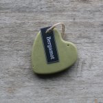 Vánek ve skříni závěsné voskové srdce Bergamot 40 g – Hledejceny.cz