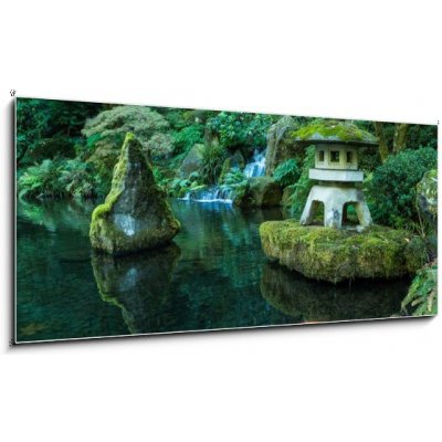 Obraz 1D panorama - 120 x 50 cm - A Lantern and Waterfall in the Portland Japanese Garden Lucerna a vodopád v japonské zahradě v Portlandu – Zboží Mobilmania