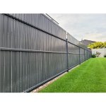 Plastová výplň do drátěných 3D plotů Betafence Barva: Tmavě-zelená, Výška plotu: 193 cm – Sleviste.cz