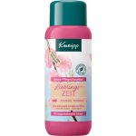 Kneipp Favourite Time Bath Foam Cherry Blossom pěna do koupele s vůní sakurových květů 400 ml pro ženy
