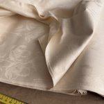 Bavlněný vintage ivory damašek vlčí máky – Sleviste.cz