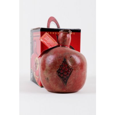 Ijevan Pomegranate červené polosladké keramika 12% 0,75 l (karton) – Zboží Mobilmania