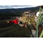 Bungee jumping z televizní věže v Harrachově – Hledejceny.cz