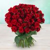 Květina Rozvoz květin: Kytice 100 rudých drobných růží - Praha
