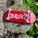 Fingerboard Komplet Premium Bullgod 34 mm OG Logo Red Wood – Sleviste.cz