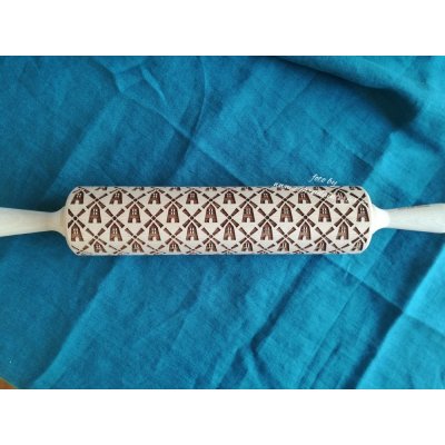 ArtWoodenCorner Dřevěný váleček se vzorem na těsto 42 cm Mlýn – Sleviste.cz