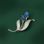 Éternelle luxusní brož se Swarovski Elements krystaly a čirými zirkony B8065-E-179 Modrá – Zboží Dáma