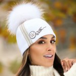 Krumlovanka dámská zimní čepice s bambulí W-0412/000 bílá – Zboží Mobilmania
