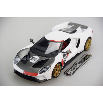 Maisto 2021 Ford GT Heritage Edition bílá 1:18 – Zbozi.Blesk.cz