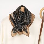 hedvábný šátek černo-bronzové ulity – Hledejceny.cz