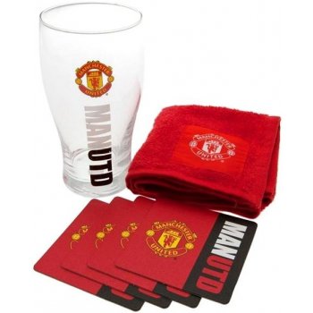 CurePink Bar set sklenice s tácky a ručníkem FC Manchester United Wordmark DWEP13MNBRSET 470 ml