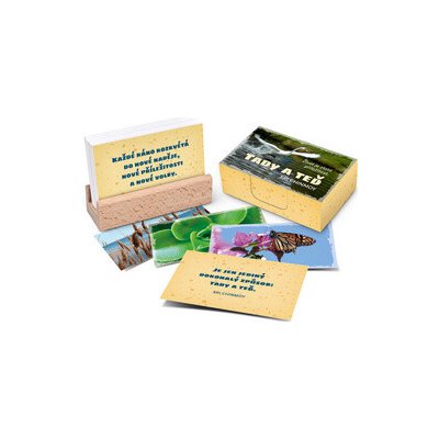 Tady a teď/Život je zlatá příležitost - karty s dřevěným stojánkem - Sri Chinmoy – Sleviste.cz