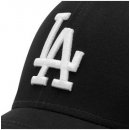 New Era 3930 MLB League Essential LA černá / bílá