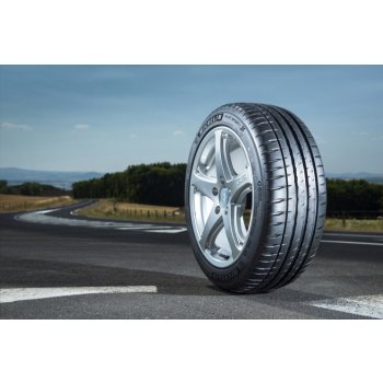 Michelin Pilot Sport 4 245/40 R18 97Y