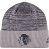 Čepice adidas Chicago Blackhawks Travel & Training Cuffed Knit