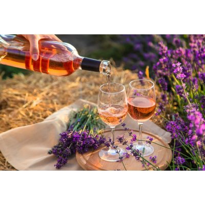 Luxusní well being piknik v Levandulovém údolí s biodynamickou aromaterapií a degustačním menu Dárkový poukaz: PDF elektronická verze poukazu – Hledejceny.cz