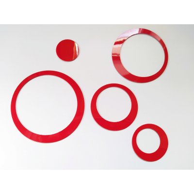 Nalepte.cz 3D dekorace na zeď kruhy červené 5ks 5 až 15 cm