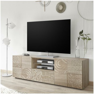 MC Akcent Aria – Zboží Dáma