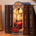 RoboTime Zarážka na knihy miniatura domečku Kouzelné nádraží – Zboží Dáma