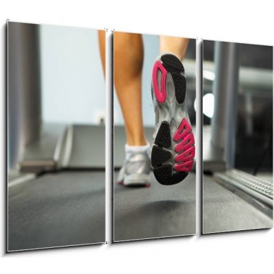 Obraz 3D třídílný - 105 x 70 cm - Running on treadmill Běh na běžícím pásu – Zboží Mobilmania