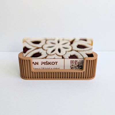 Stojan na vizitky | 3D doplňky do kanceláře Barva: Caramel, Vzor: Japandi – Hledejceny.cz