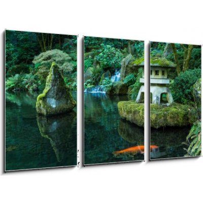 Obraz 3D třídílný - 90 x 50 cm - A Lantern and Waterfall in the Portland Japanese Garden Lucerna a vodopád v japonské zahradě v Portlandu – Zboží Mobilmania