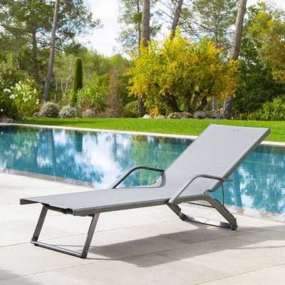 Luxusní relaxační zahradní lehátko BAYAMO - šedé – Sleviste.cz
