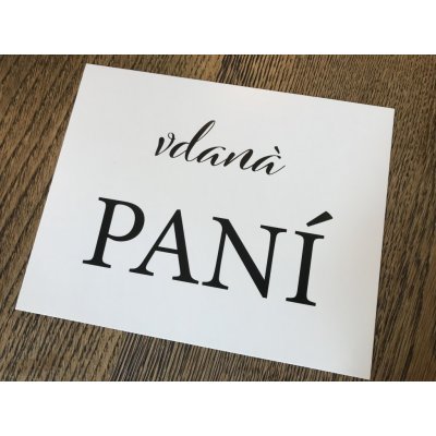 Svatba-eshop Rekvizita cedulka vdaná paní - české rekvizity na svatební focení – Hledejceny.cz