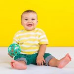 Bright Starts Míček OBALL RATTLE s chrastítkem 10 cm Tyrkysová – Zboží Dáma
