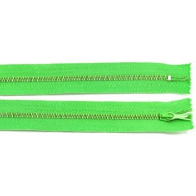 Zip kovový nedělitelný No 5 délka 20 a 22 cm barva 16 světle zelená – Hledejceny.cz