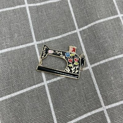 Pinarna Šicí stroj s kytičkami – Zboží Dáma Pinarna Šicí stroj s kytičkami – Zboží Dáma