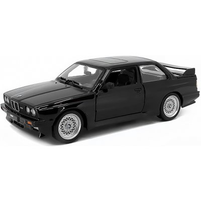 Bburago BMW 3 series M3 E30 1988 černá 1:24