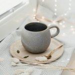 Bloomingville Keramický hrnek Addison Modrá béžová barva bílá barva keramika 500 ml – Hledejceny.cz