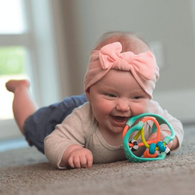 SASSY Chrastítko Busy Ball – Zboží Mobilmania