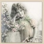 Ubrousek 33x33cm Sagen Květinové děvče – HobbyKompas.cz Ubrousek 33x33cm Sagen Květinové děvče – HobbyKompas.cz