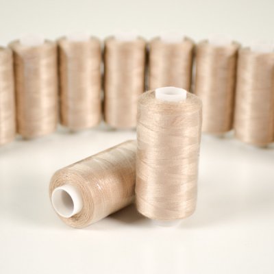 Takoy Polyesterová nit TKY 500 m barva béžová – Zbozi.Blesk.cz