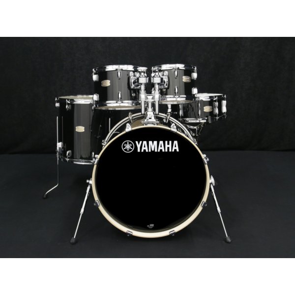 Akustická bicí souprava YAMAHA Stage Custom Birch BD22 T10 12 F16 SD14