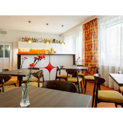 Retro pobyt v Hotelu Jiskra v Beskydech – Hledejceny.cz