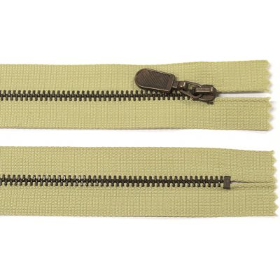 WICO Kovový zip no.3 nerozepínací 18cm zeleno-béžový (staromosazné zoubky) ozdobný jezdec – Hledejceny.cz