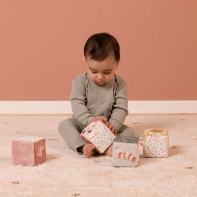 Little Dutch Flowers & Butterflies sada měkkých kostek květiny a motýli – Zbozi.Blesk.cz