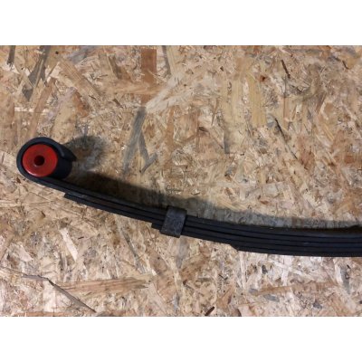 LISTOVÉ PERO SUZUKI SAMURAI PŘEDNÍ ZESÍLENÉ – Zboží Mobilmania