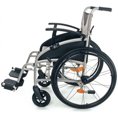 DMA 358-23 vozík invalidní odlehčený šířka sedáku 46 – Sleviste.cz