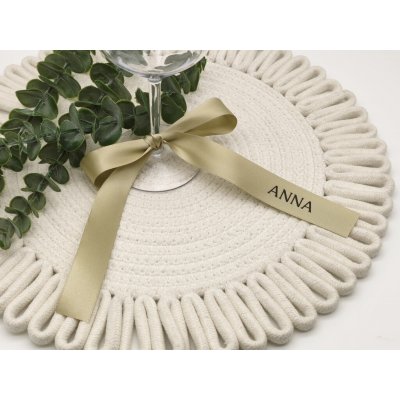 Svatební jmenovka - stuha se jménem | D-decor – Zbozi.Blesk.cz