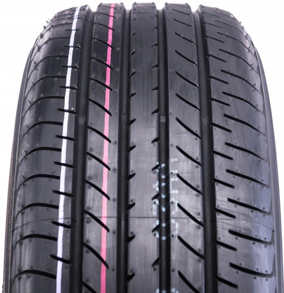 Yokohama BluEarth E51 225/60 R18 100H