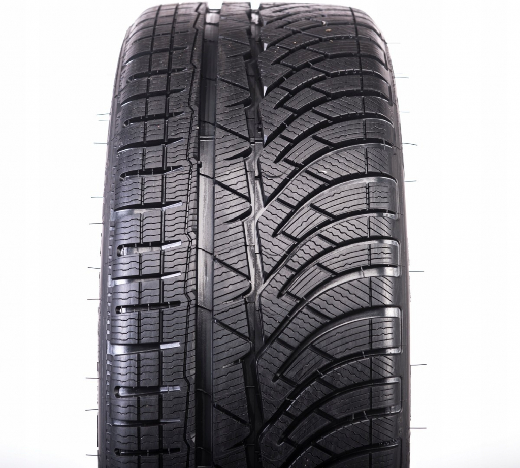 Michelin Pilot Alpin PA4 235/40 R18 95V