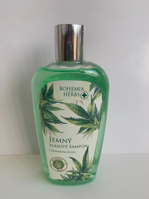 Bohemia Herbs Cannabis regenerační vlasový šampon s konopným olejem 250 ml