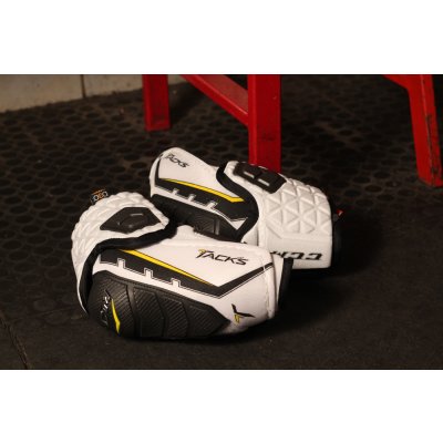 chrániče loktů CCM UltraTacks JR – Sleviste.cz