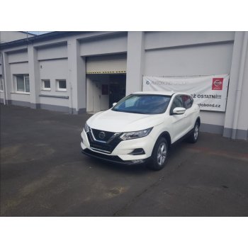 Nissan Qashqai 1.2 DIG-T Manuál Czech Line