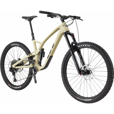 GT Force Carbon Elite 2024 – Zbozi.Blesk.cz