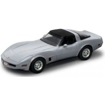 Welly Chevrolet Corvette Coupe 1982 model červený 1:34